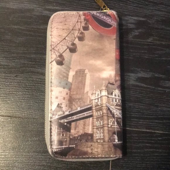 Wallet - Picture 2 of 3